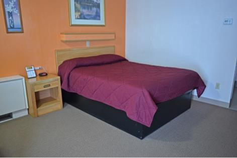 Budget Host Inn and Hotel